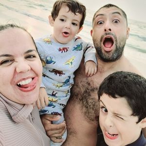 Meet your Posher, Aida